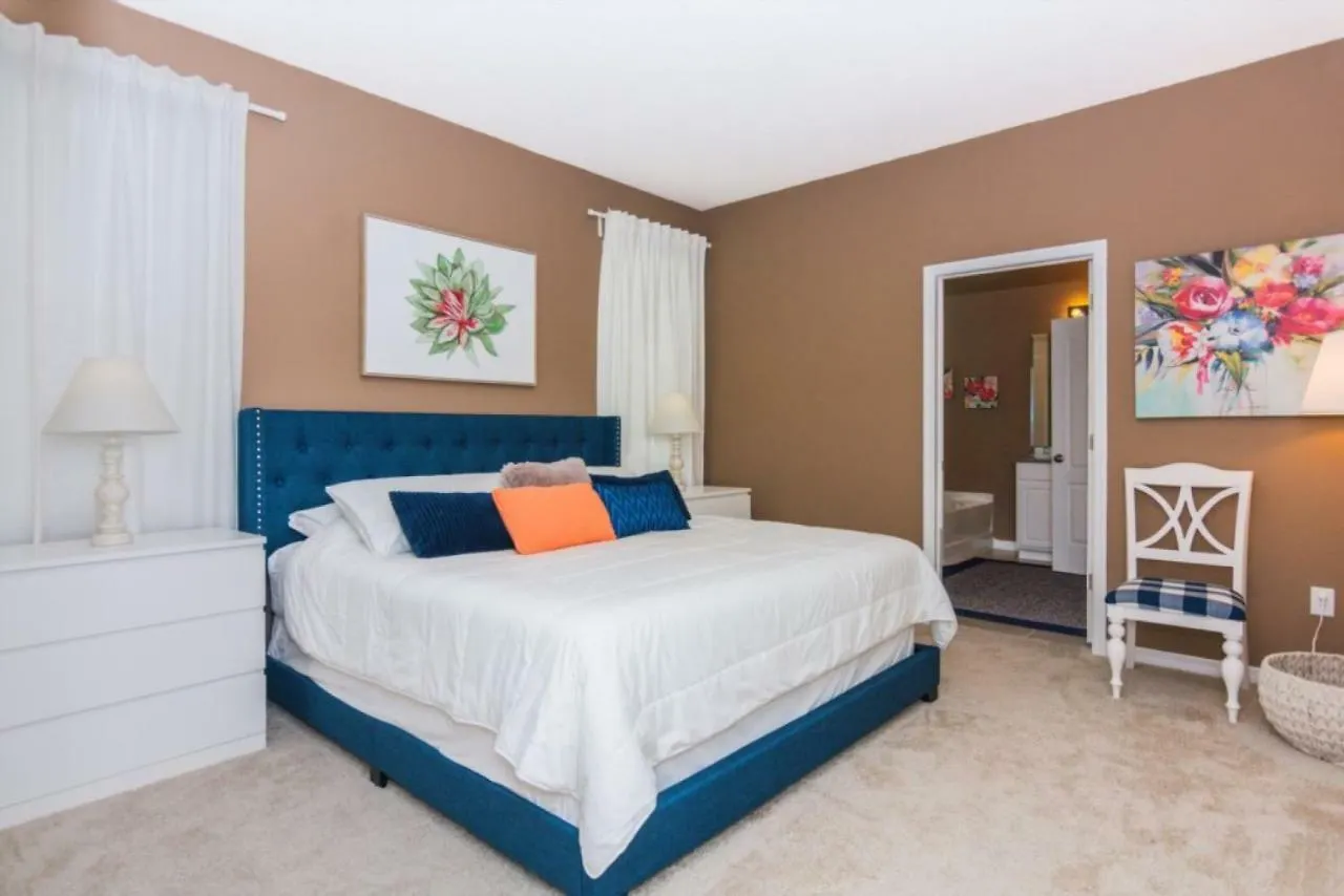 Fabulous Vacation Home With Private Pool St6074 Davenport